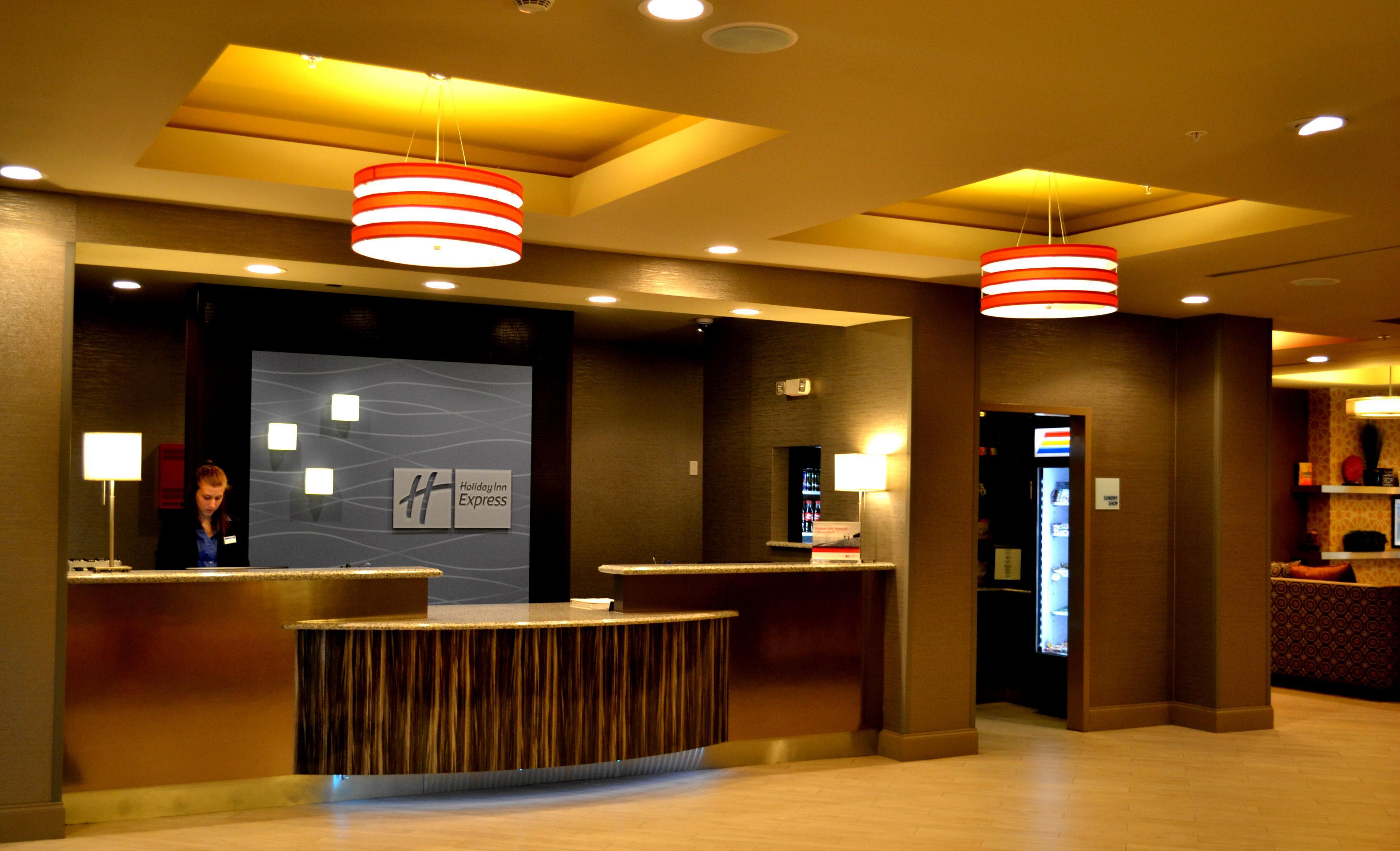 Holiday Inn Express Covington-Madisonville By Ihg Dış mekan fotoğraf