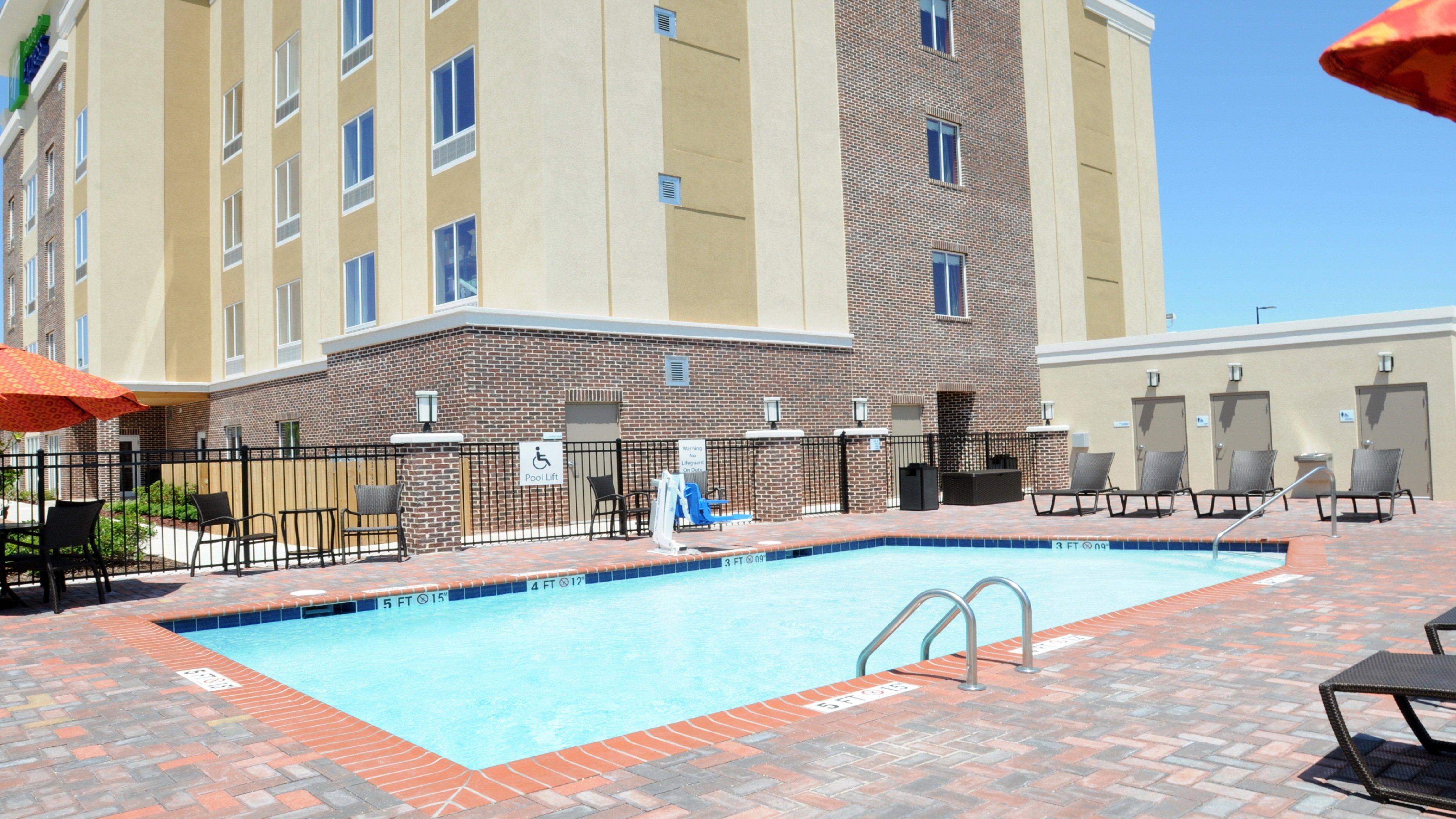 Holiday Inn Express Covington-Madisonville By Ihg Dış mekan fotoğraf