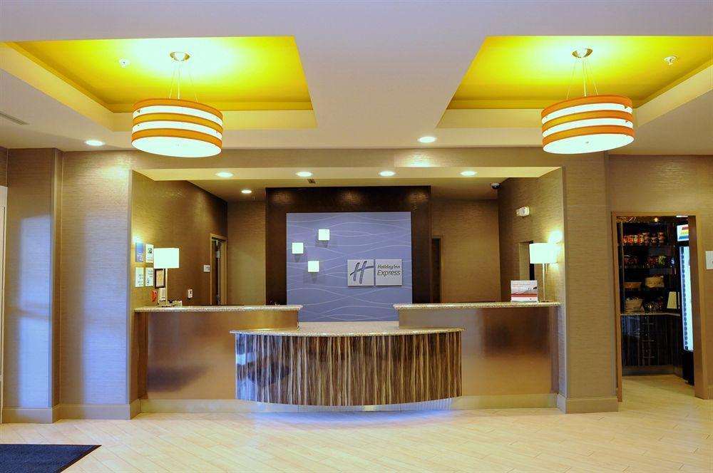 Holiday Inn Express Covington-Madisonville By Ihg Dış mekan fotoğraf